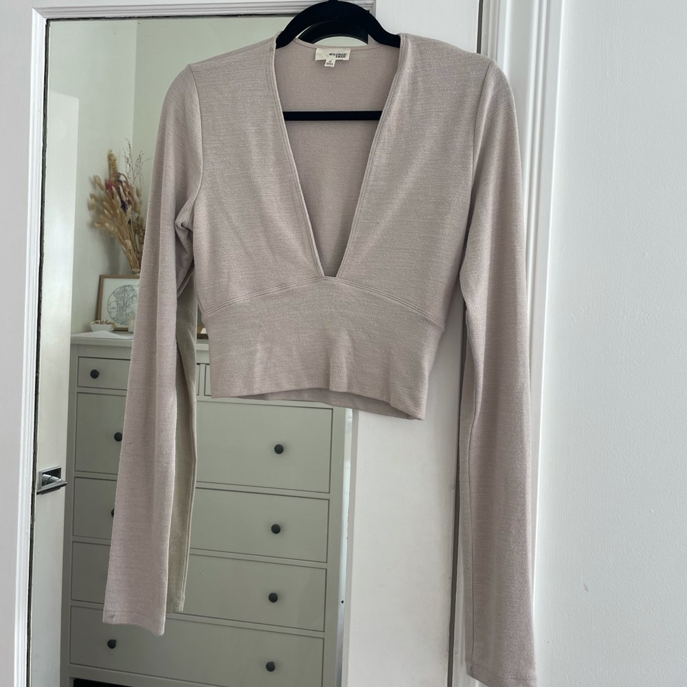 wilfred free medium size aritzia long sleeve
